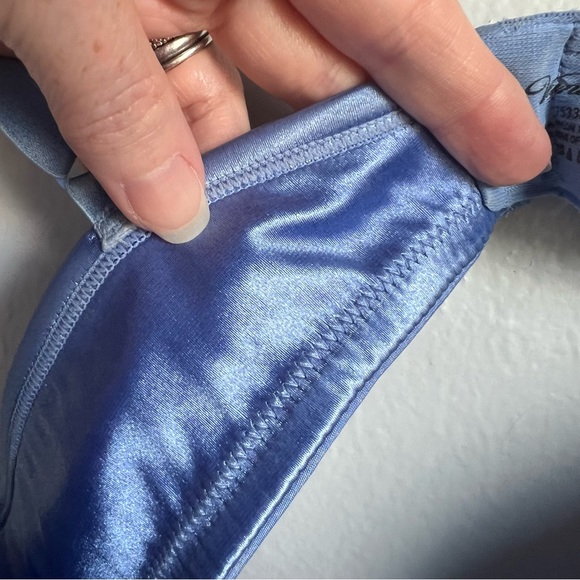 Vanity Fair Illuminations Bra Blue - Picture 4 of 9